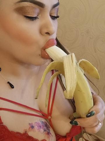 Кайли Горячая Медсестра фото 27