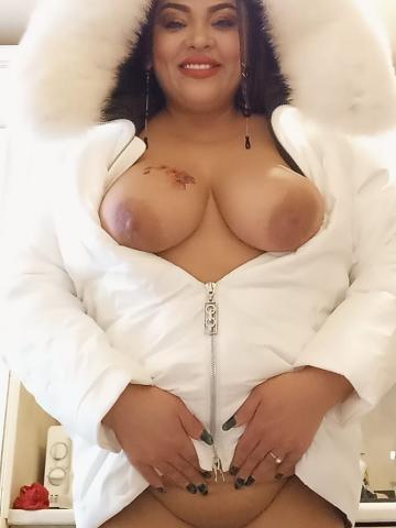 Кайли Горячая Медсестра фото 29